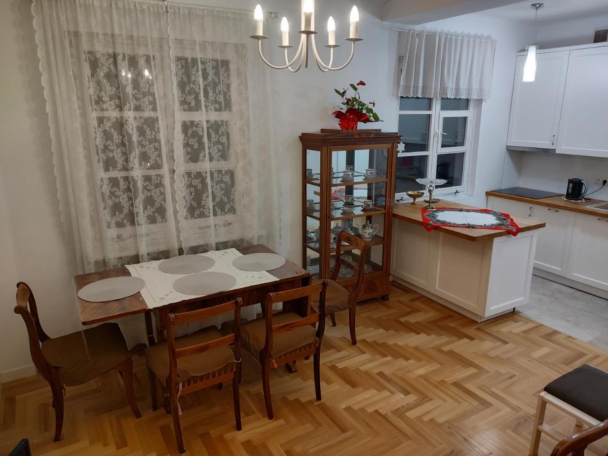 Apartament Przy Starym Miescie Varsóvia Exterior foto
